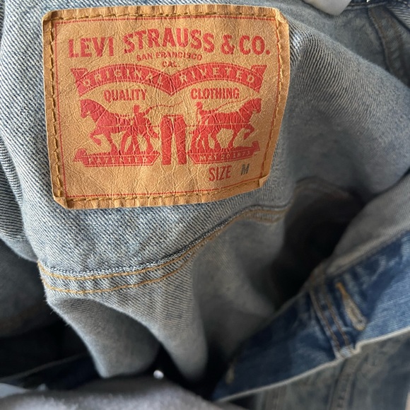 Levi jean jacket - Picture 4 of 4